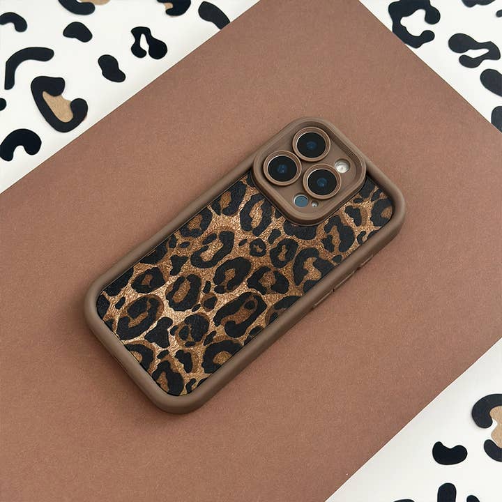 Coconut Lane - Wholesale Phone Case - Women's - Mocha Leopard Phone Case2