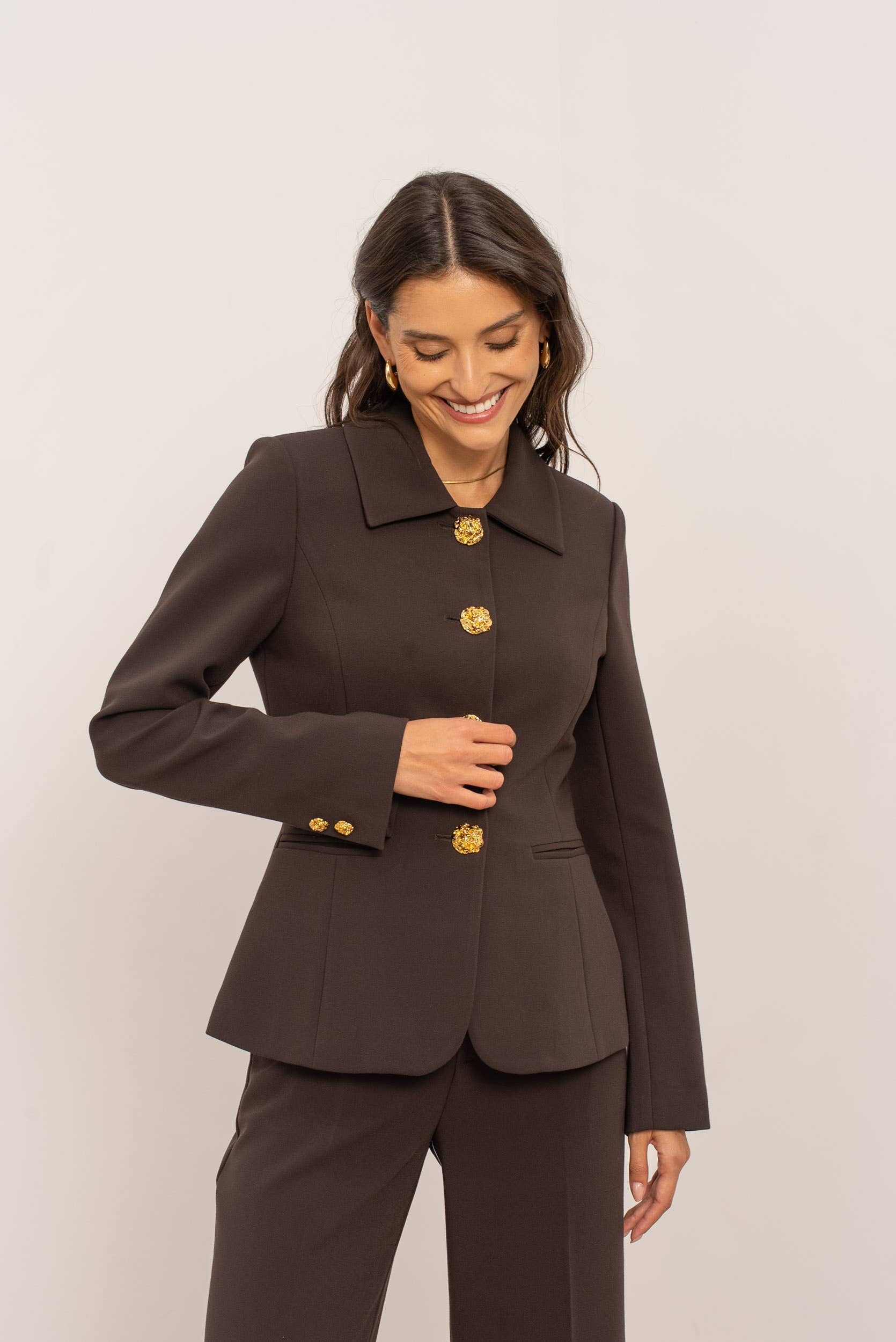 Attentif Paris - Wholesale Jacket - Women's - [Aura] Fitted jacket with shirt collar and gold buttons29