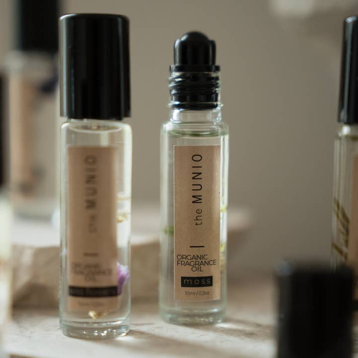 the MUNIO - Wholesale Roll-On Fragrance - WILD FLOWERS ORGANIC FRAGRANCE OIL WITH ROLL3