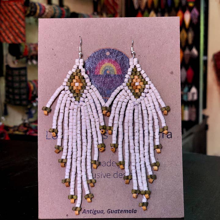 Los Colores de la Tierra - Vente Boucles d'oreilles pendantes - Petites boucles d'oreilles en forme de pointe de flèche perlées - 8 couleurs disponibles6