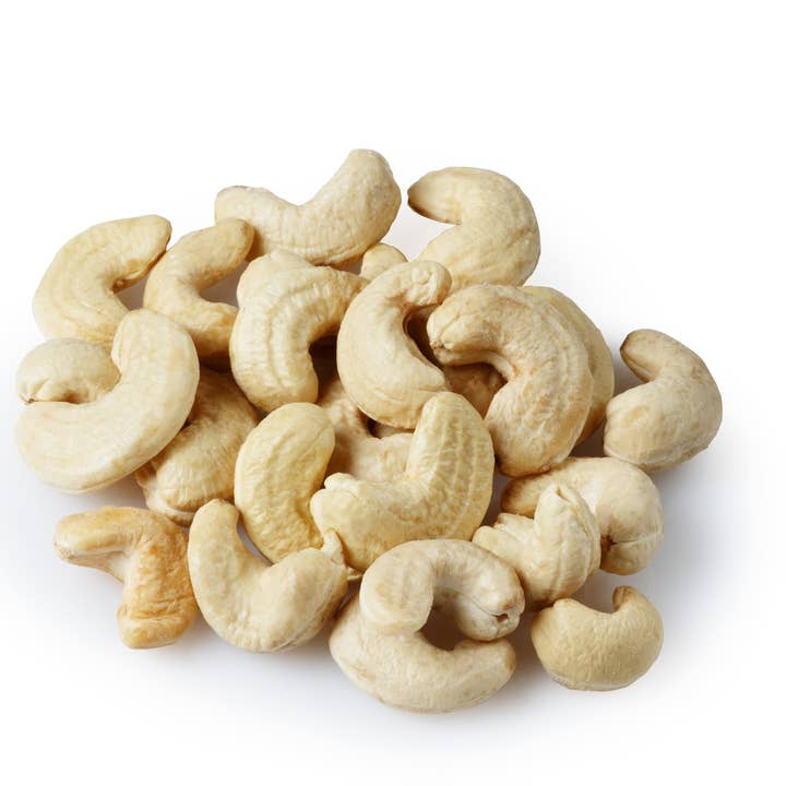 Maripryce - Wholesale Nuts - Whole Cashew Nuts in Monster Pack (22.68KG)1