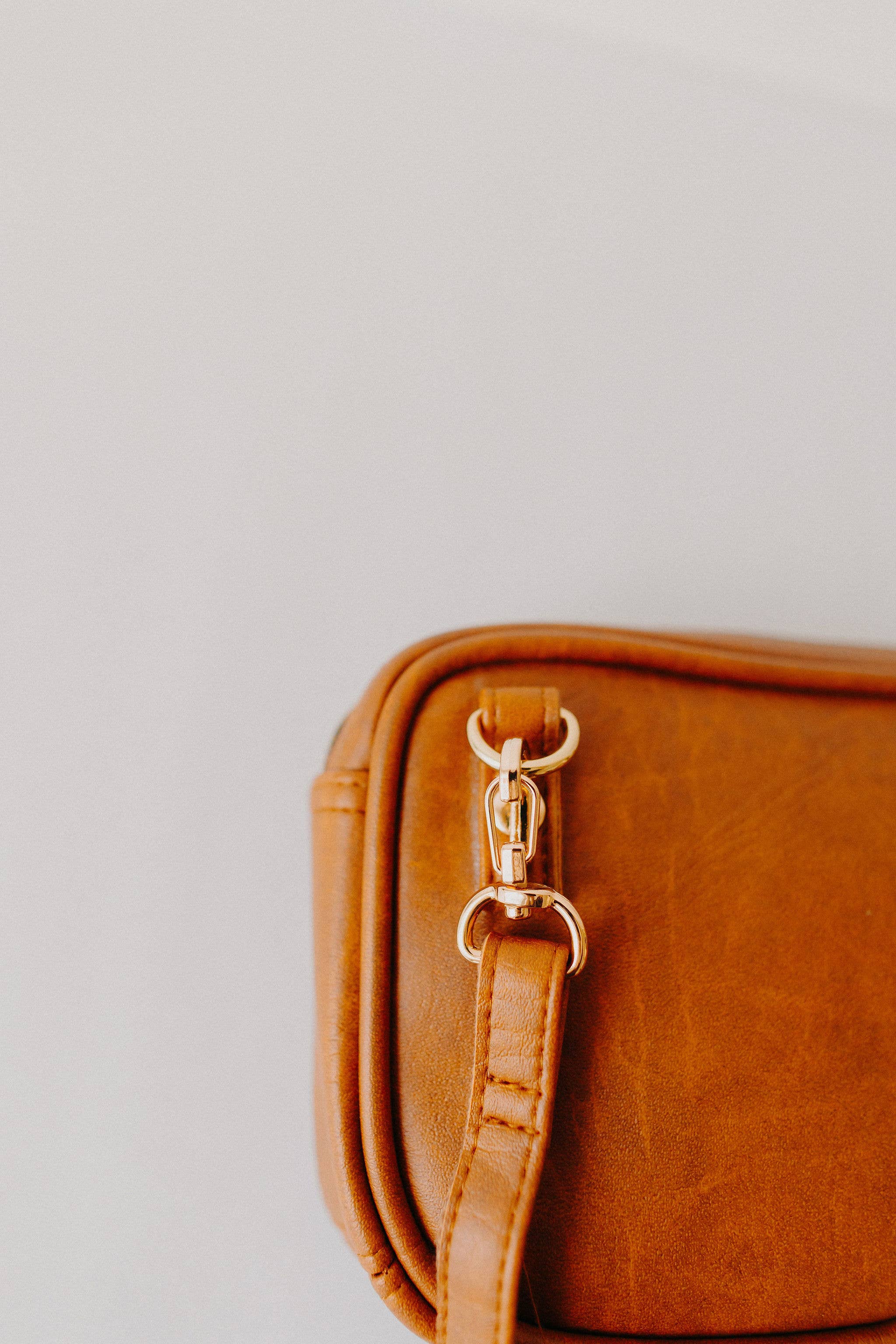 BYTAVI - Vendita all'ingrosso Marsupio - Donna - Marsupio da donna minimalista moderno Mao marrone8