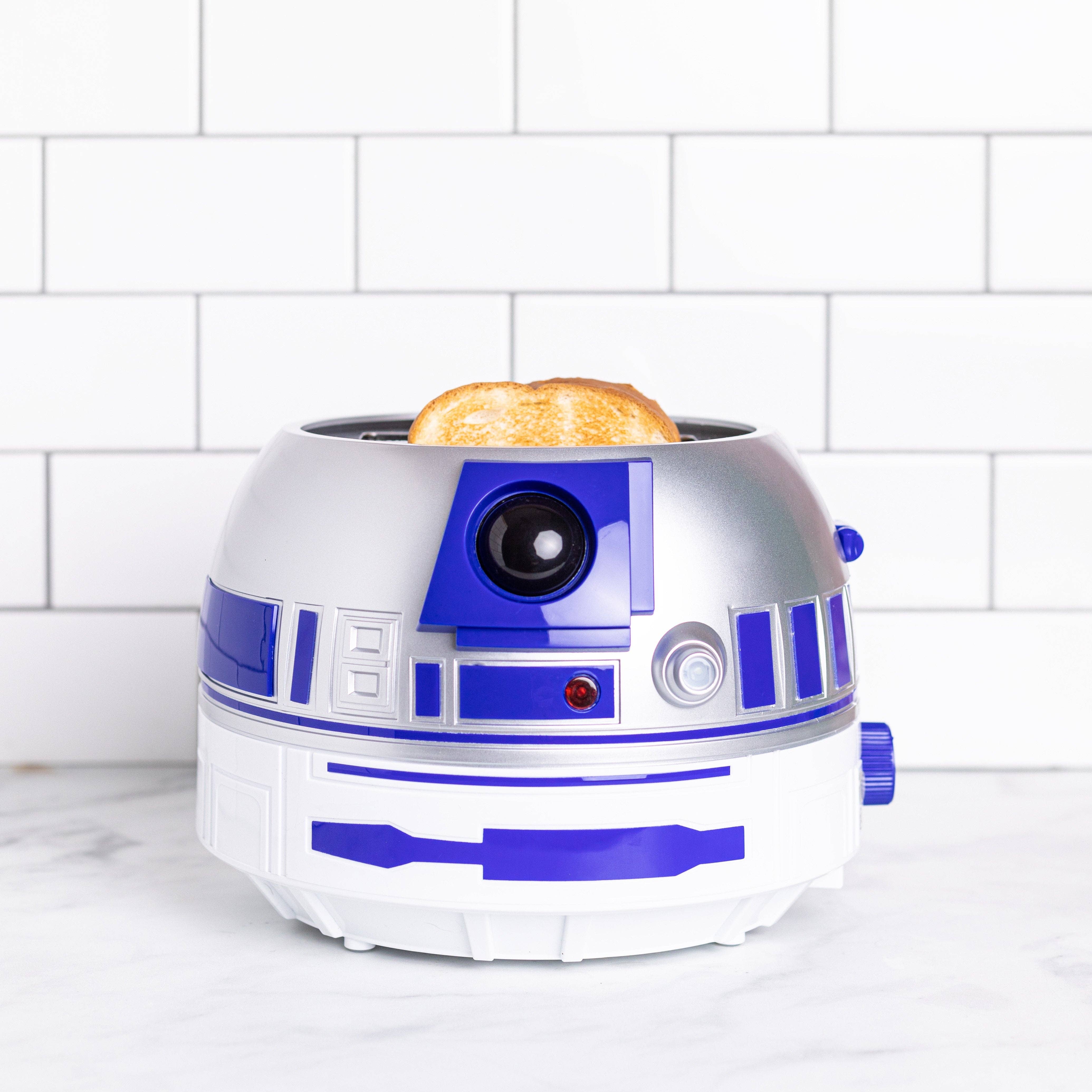 Uncanny Brands - Wholesale Kitchen Appliance - Uncanny Brands Star Wars R2D2 Deluxe Toaster4