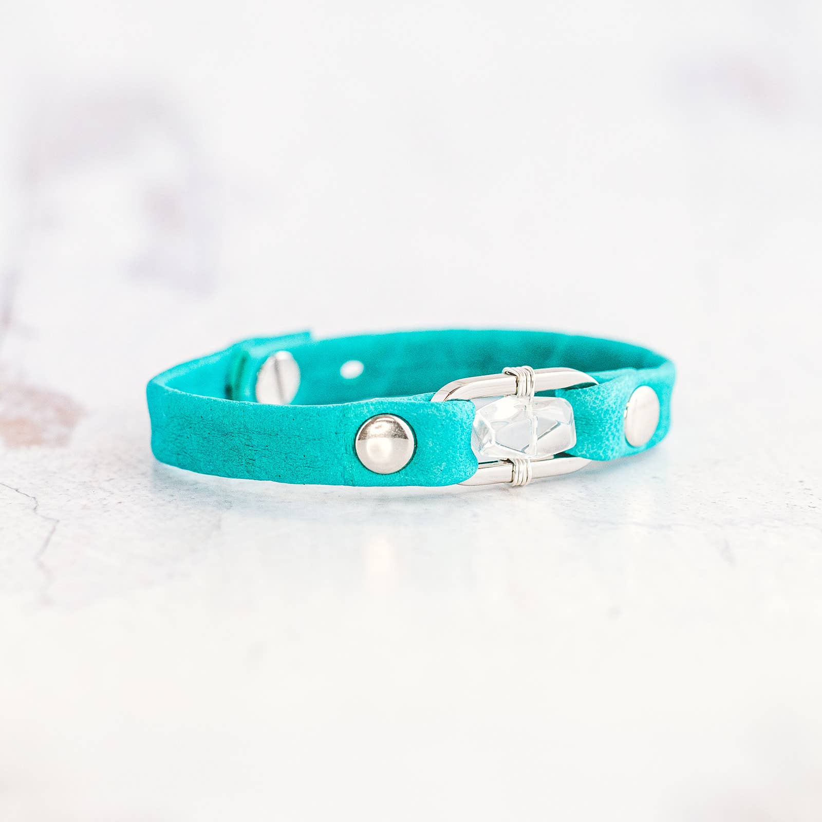 Giving Bracelets - Wholesale Bangle Bracelet - Desert Rose Leather Bracelet - Silver - Clear Quartz2