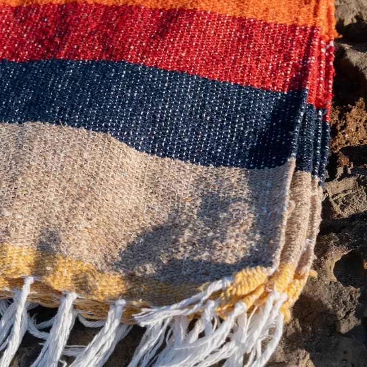 Sundream - Wholesale Throw Blanket - Vintage Desert - SUSTAINABLE RECYCLED THROW BLANKET