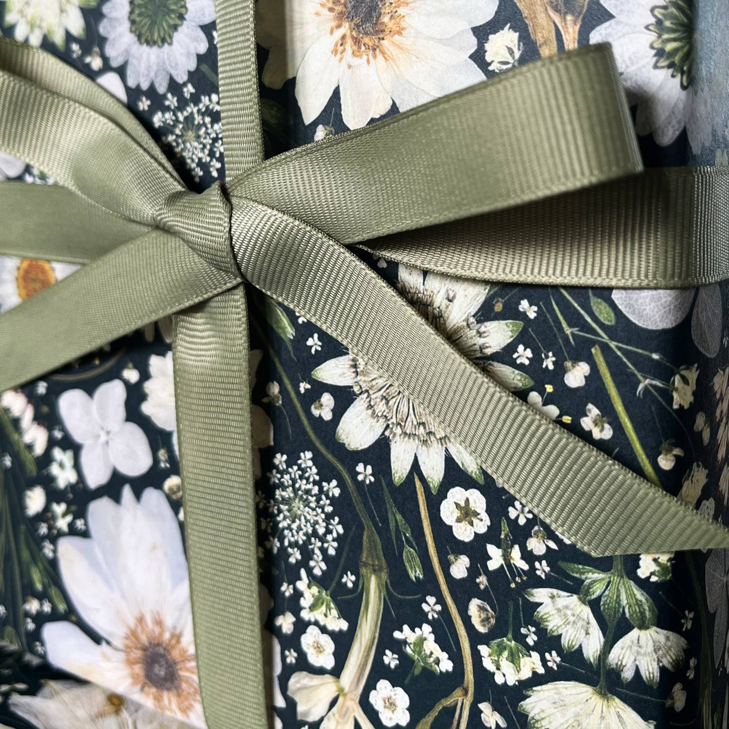 Lucy Miller Pressed Flowers - Wholesale Flat Wrap - Botanical Gift Wrap – Pressed White Flowers on Black2