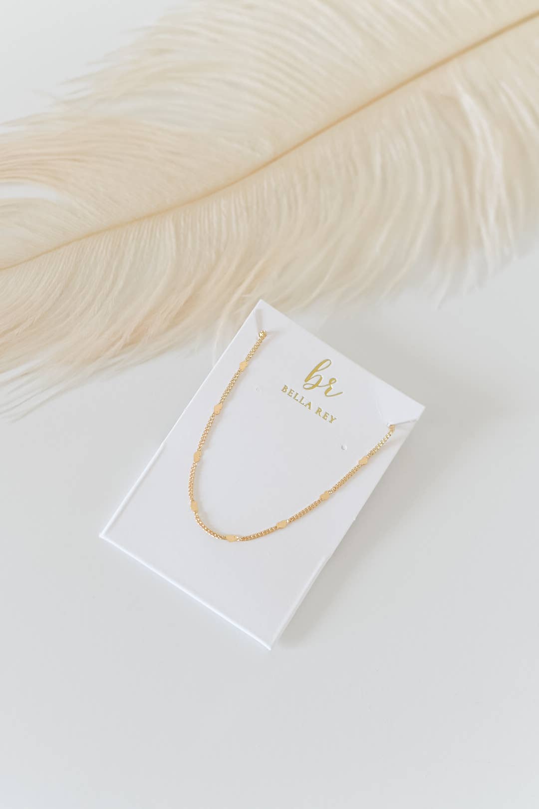 Bella Rey jewelry - Vente Colliers à pendentif - Collier en forme de cœur The Corley en métal doré 18 carats1