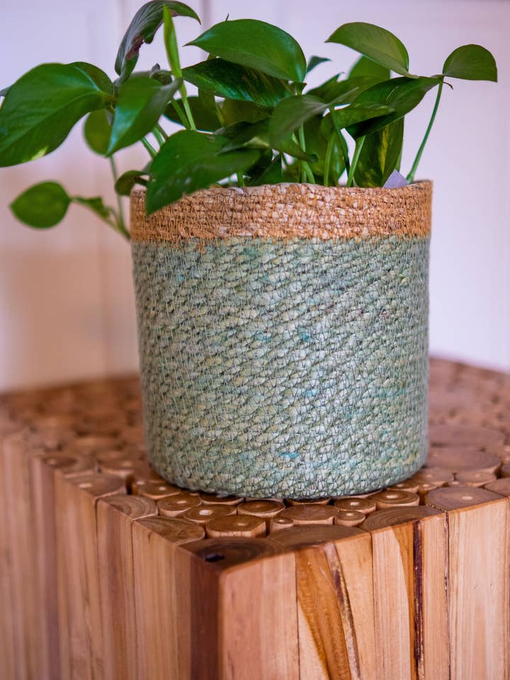 Natural Hogla and Green Jute Planter (with Plastic Liner) for wholesale by Creation Jute USA