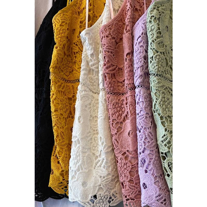 Curve Market - Wholesale Camisole - Women's - PLUS SIZE CROCHET LACE CAMI TANK TOP3