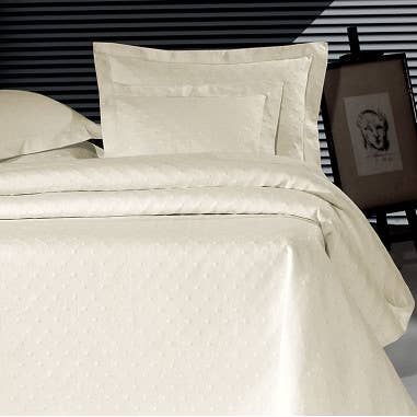 02 Crème Jacquard sprei „Tina” voor groothandel op Faire1