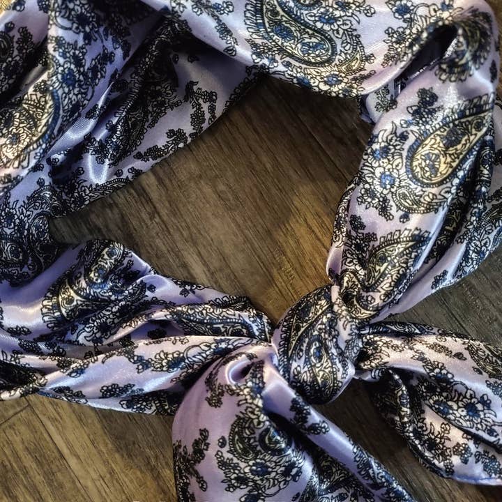 Double B Wild Rags - Venta al por mayor Bufanda - Mujer - Pañuelo Salvaje PAISLEY 142 Lila Púrpura Retro Vaquero Occidental Bufanda Bandana por Double B Wild Rags