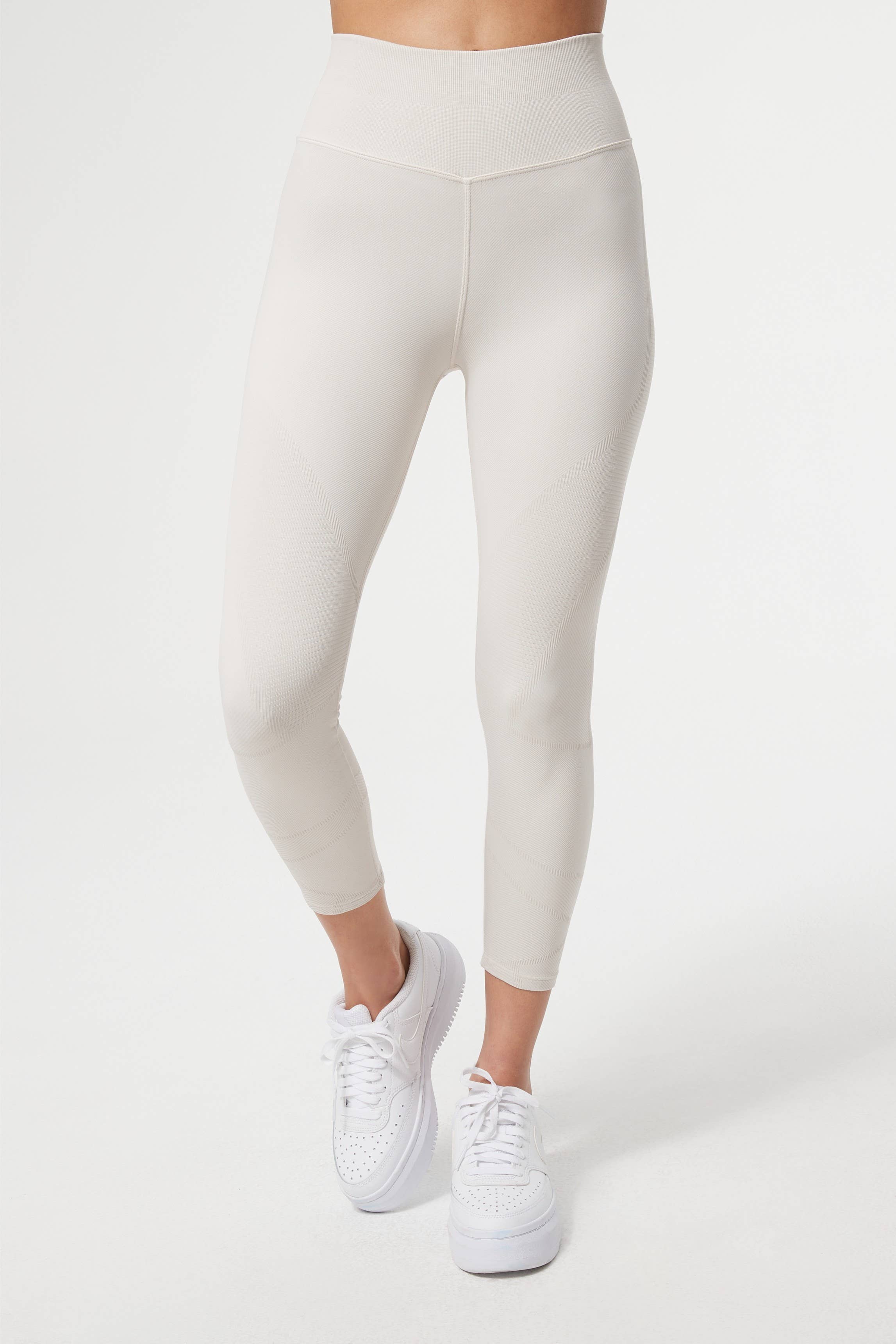 Nux Active - Wholesale Athletic/Lounge Leggings - Women's - Shapeshifter 7/8 Legging1