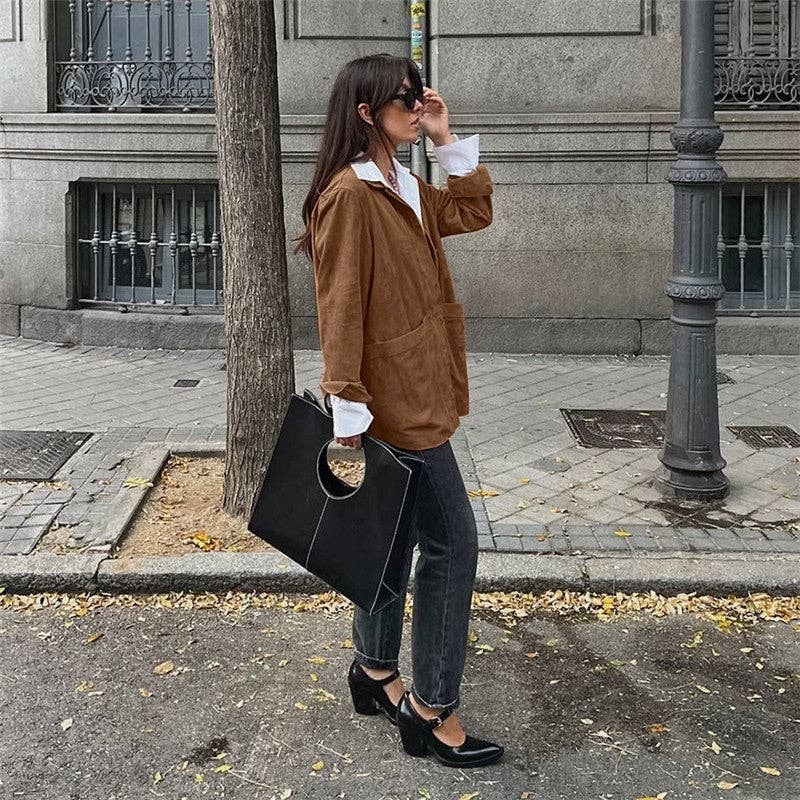 Marrone Giacca di pelle scamosciata marrone con colletto ampio in vendita all'ingrosso su Faire4