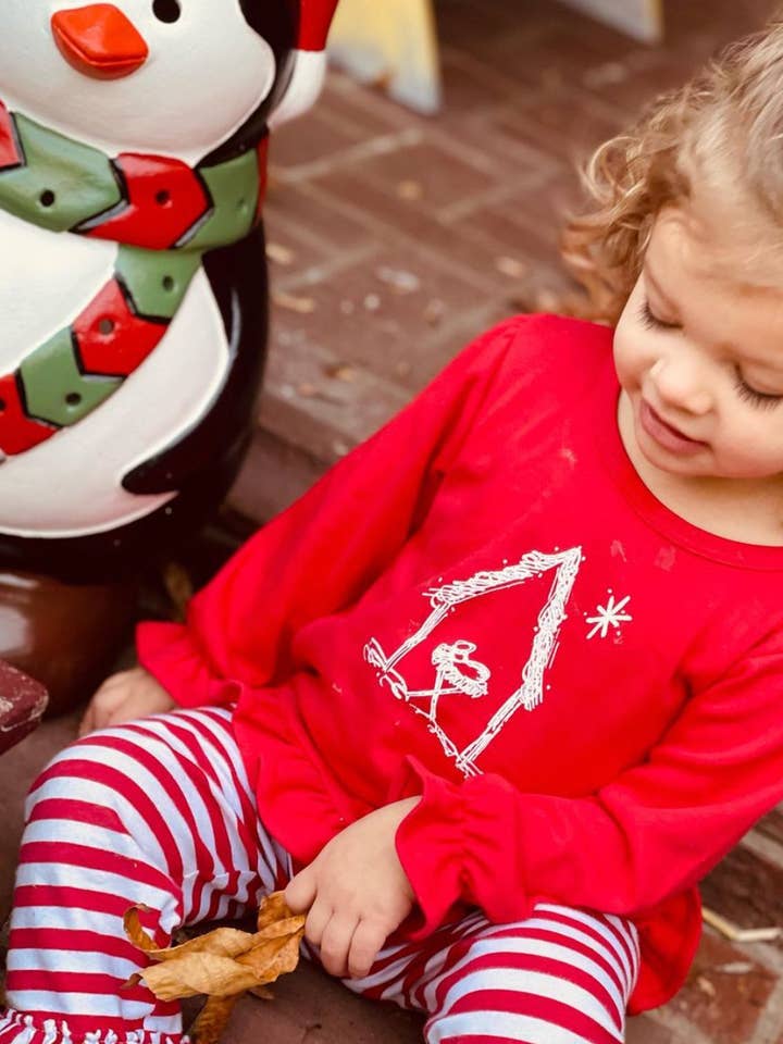 Camisa Nativity de manga larga con volantes en rojo para venta al por mayor de Little Hoot Designs