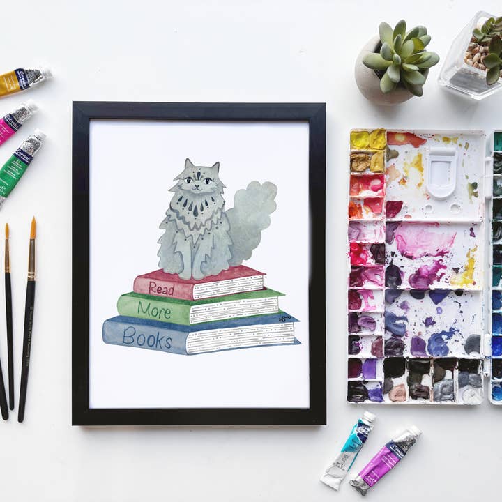 Impressão em Aquarela de Pilha de Livros com Gato – Arte de Gato Ler Mais Livros por atacado de Owlfeathers Watercolor