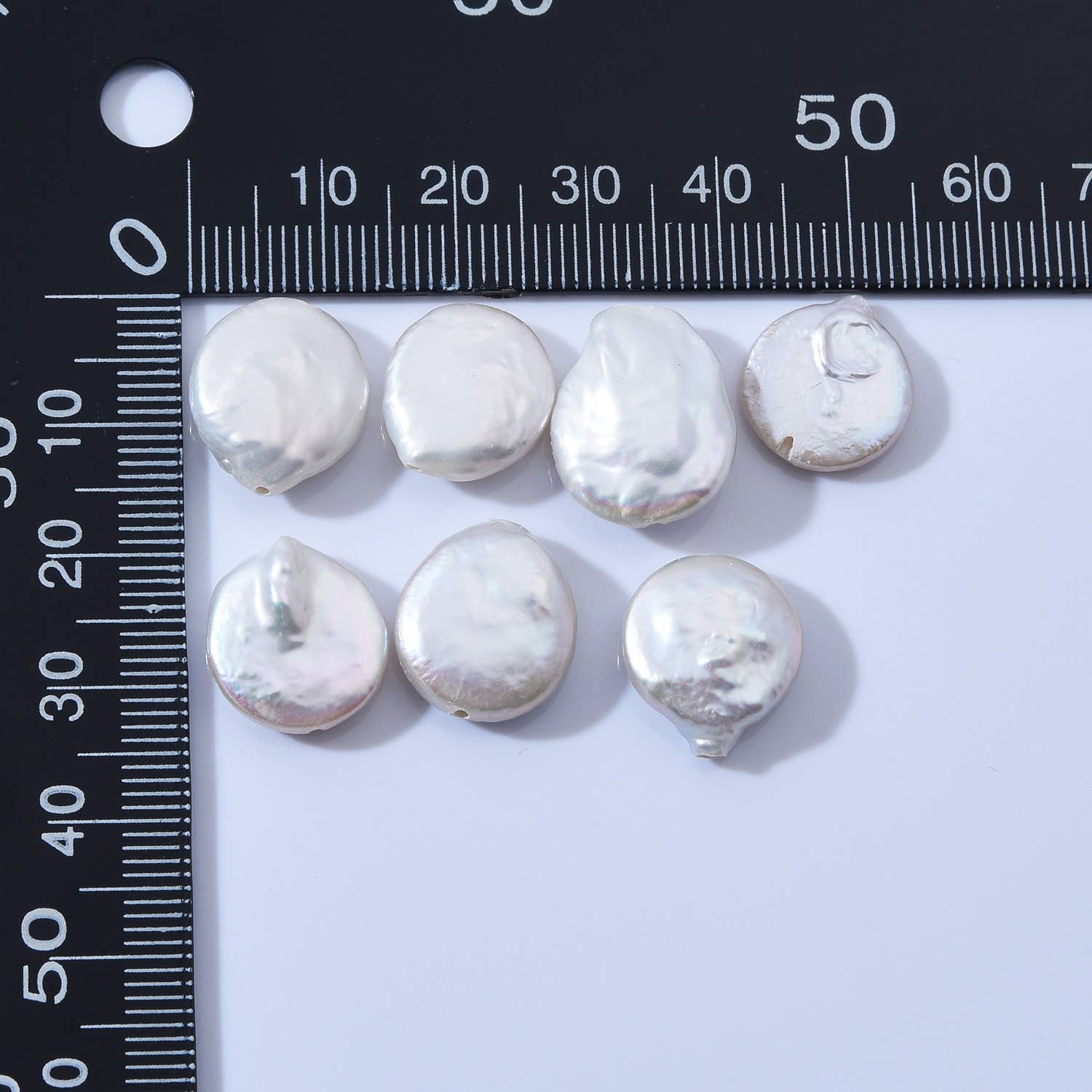 findings4uGem – Engroshandel Perlehalskæde – Naturlige ferskvands hvide flade møntperler, FWP01411