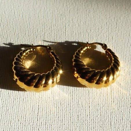 Croissant Huggies für den Großhandel von SveJewels