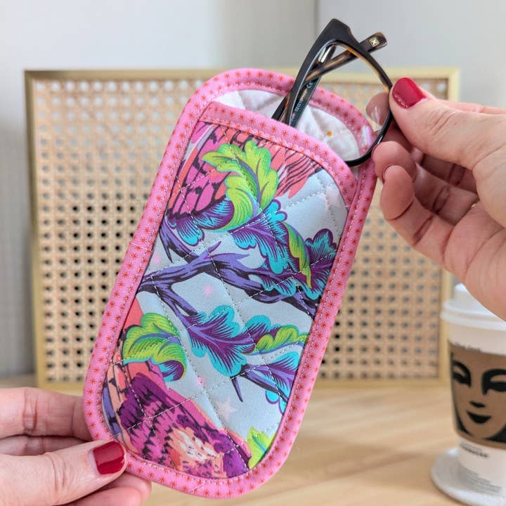 Ma Tante Quilting - Wholesale Craft Sewing Kit - Sunny Glasses Pouch (Paper Pattern)7