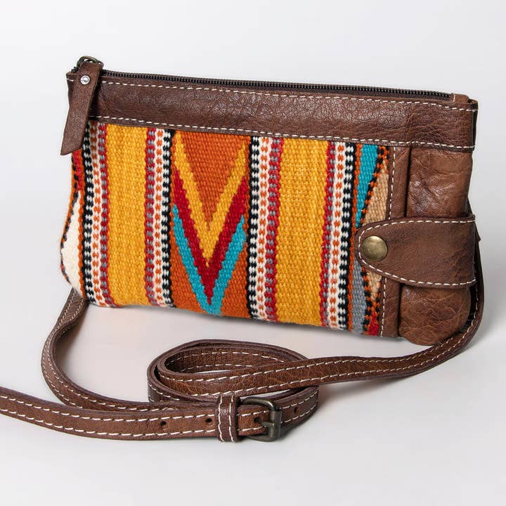 LS Western - Wholesale Crossbody Bag - Women's - ADBG1014A Crossbody Genuine Western Leather Women Bag