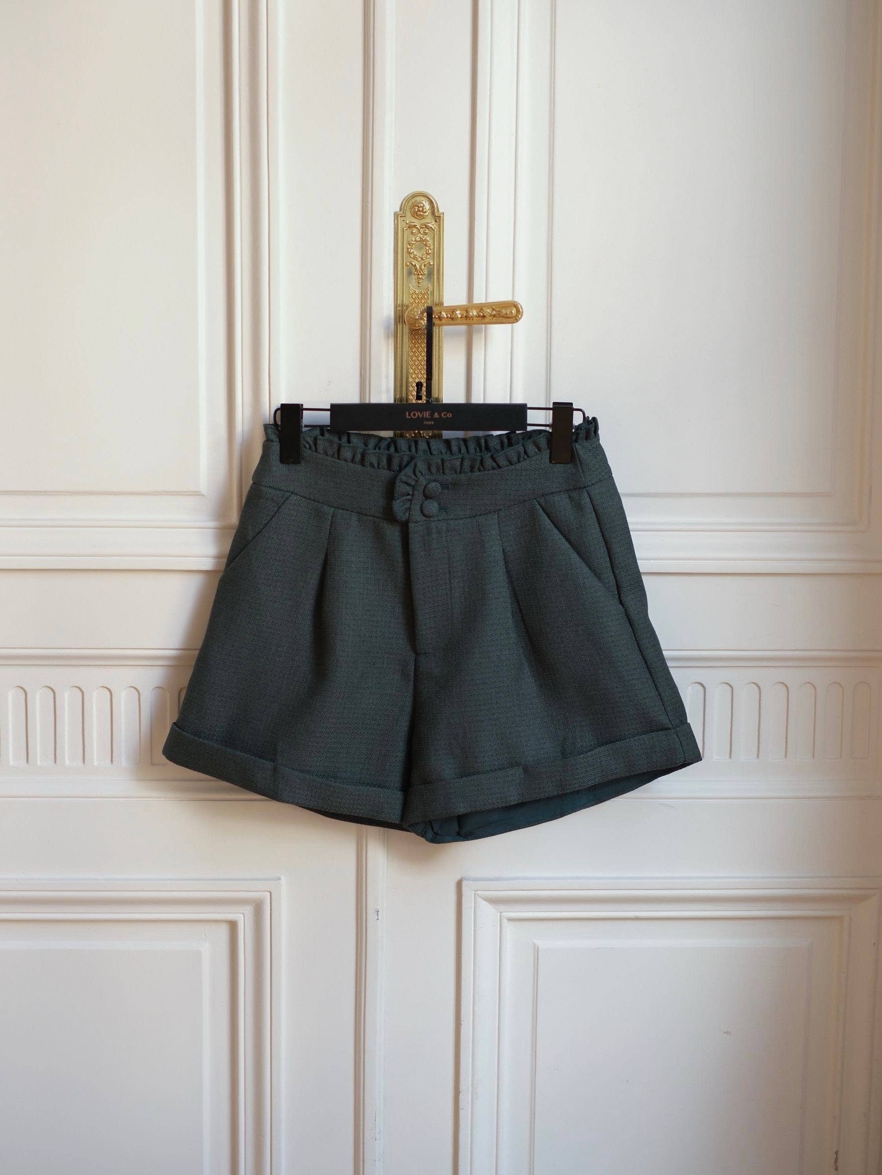 LOVIE & CO - Wholesale Shorts - Women's - Ruffle hem shorts with belt - ASD96613-JANNA5