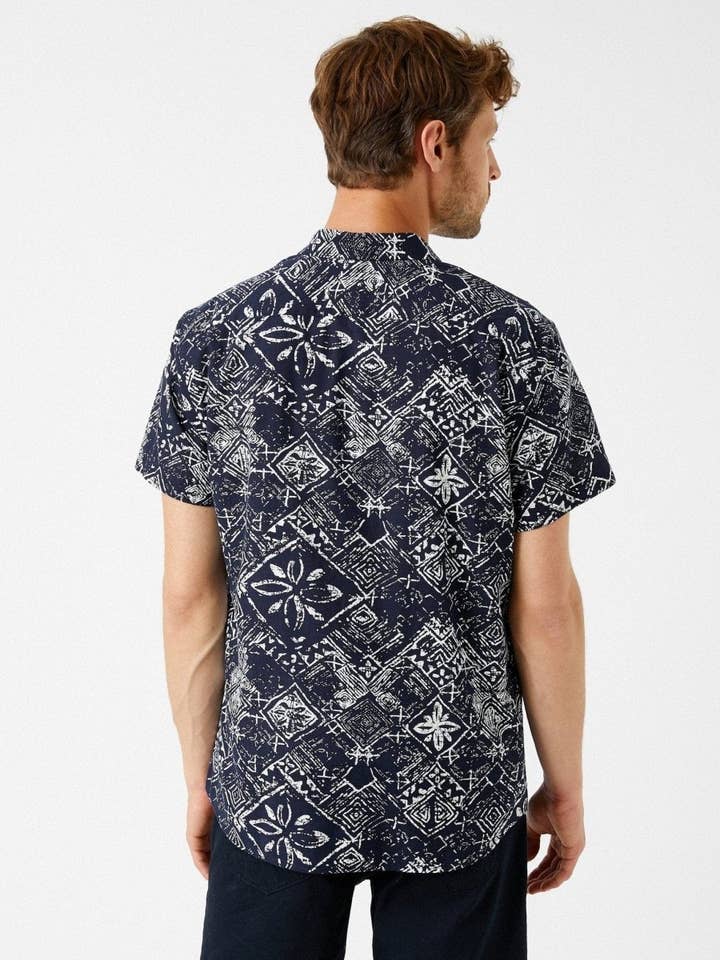 Camisa SS estampada en azul marino para venta al por mayor de Usolo Outfitters