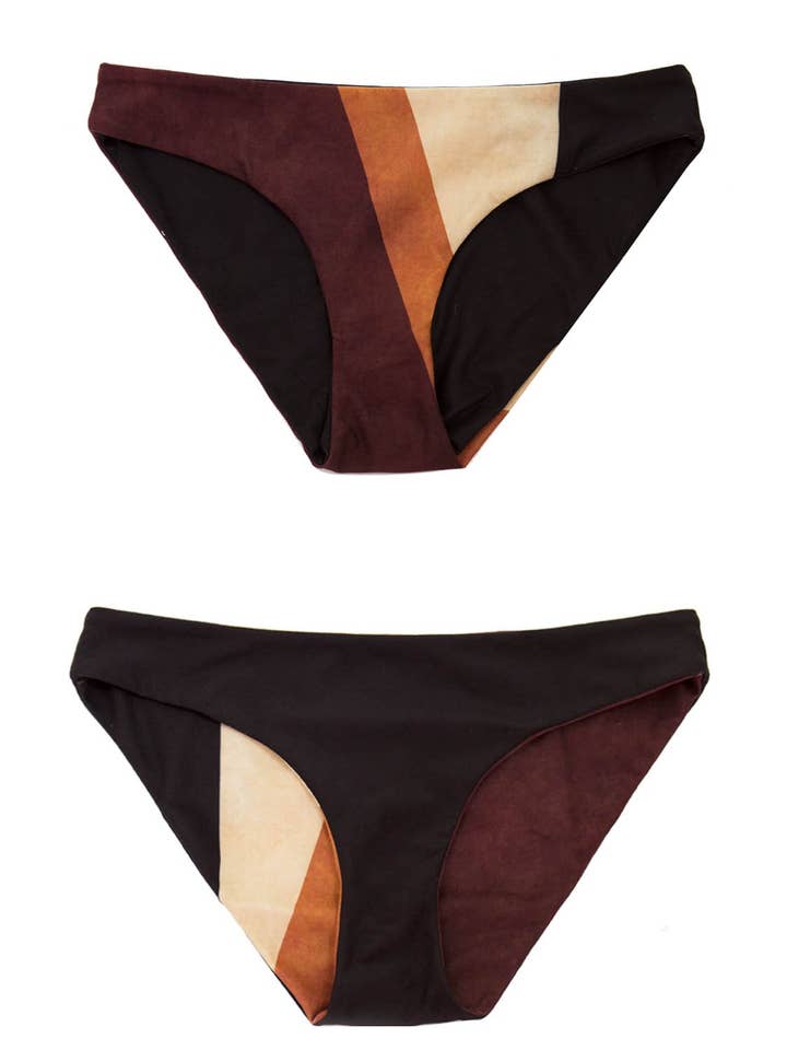 SAHARA - PANTALON DE BIKINI HIPSTER RÉVERSIBLE pour la vente par Chance Loves