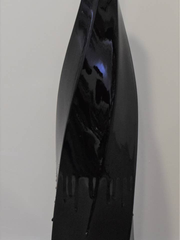 Large Twisted Jar Drunk Effect - Porcelain for wholesale by S. Bernardo