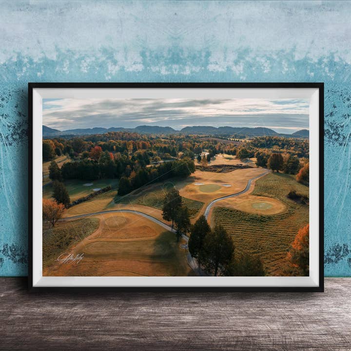 Art de parcours de golf - Scène d'automne - Acrylique pour la vente par Clifton Haley Photography