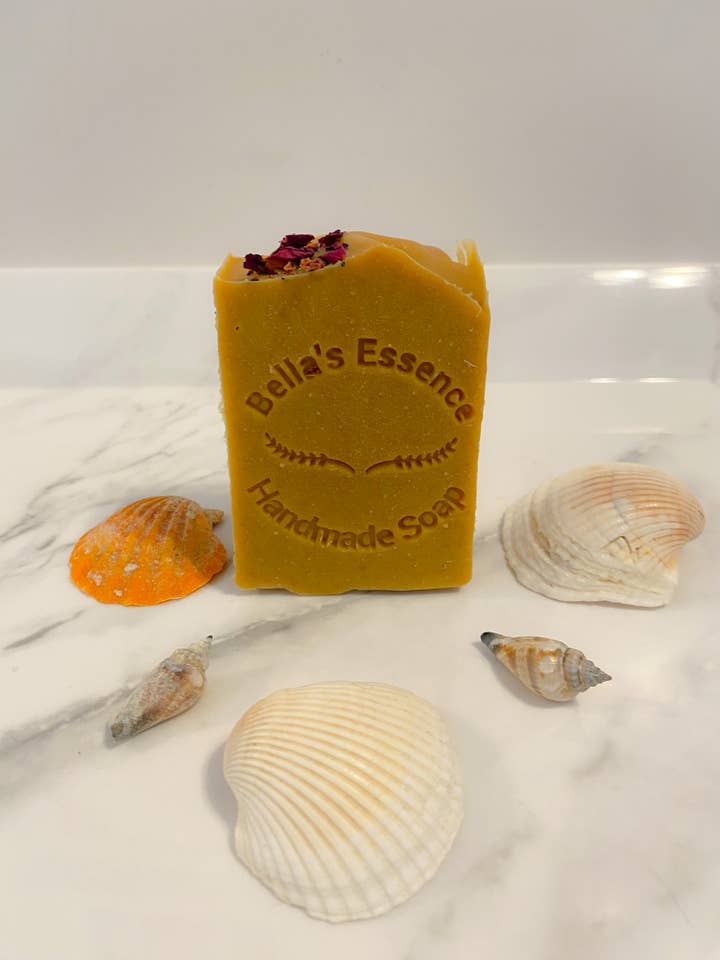 Tumeric & Honey for wholesale by Bella's Essence Candles