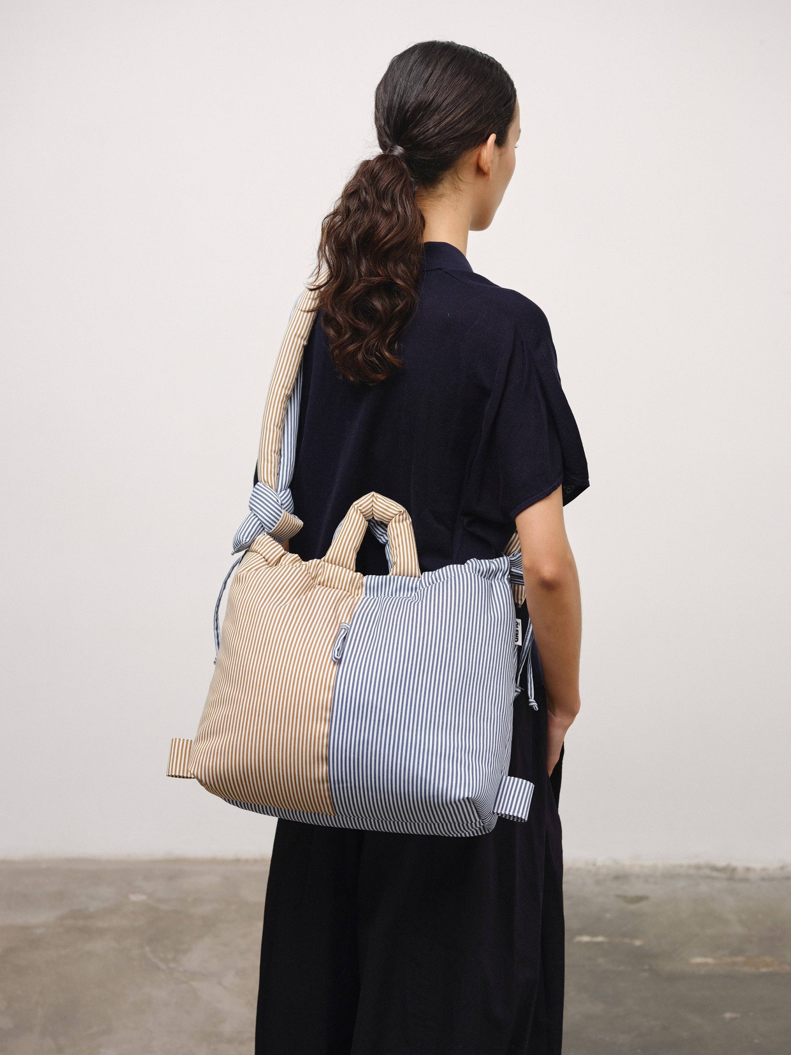 Ölend Backpacks - Wholesale Shoulder Bag - Women's - Ona Soft Bag29