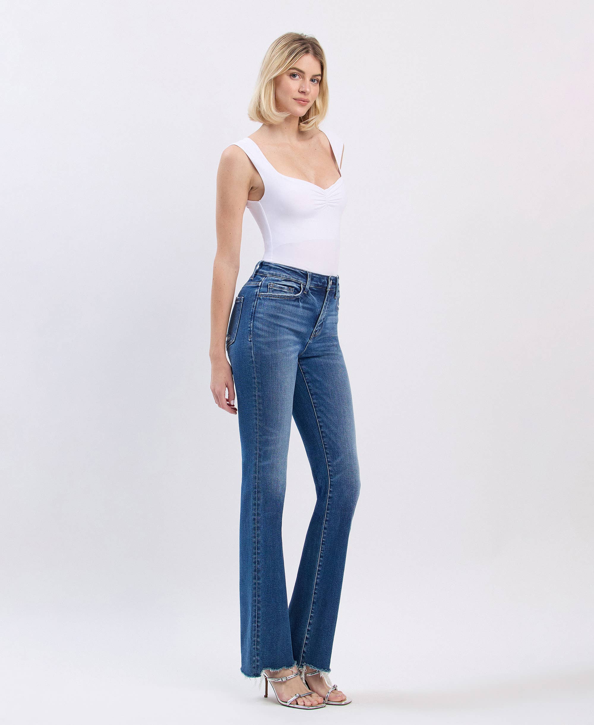 ACCURATE HIGH RISE BOOTCUT JEANS LV1605 for wholesale on Faire4