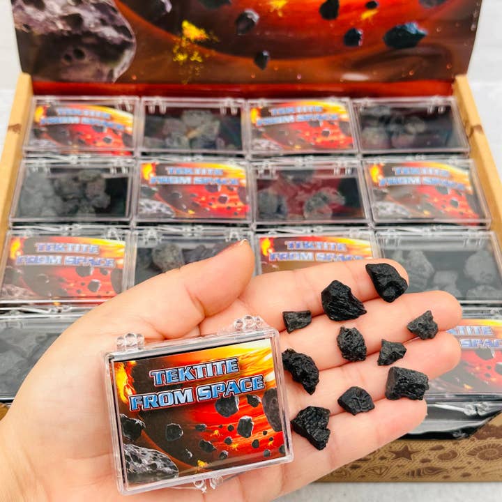 Rock Paradise - Venta al por mayor Piedras/cristales espirituales - Colección Crystal Tektite en una caja de muestras del espacio exterior2