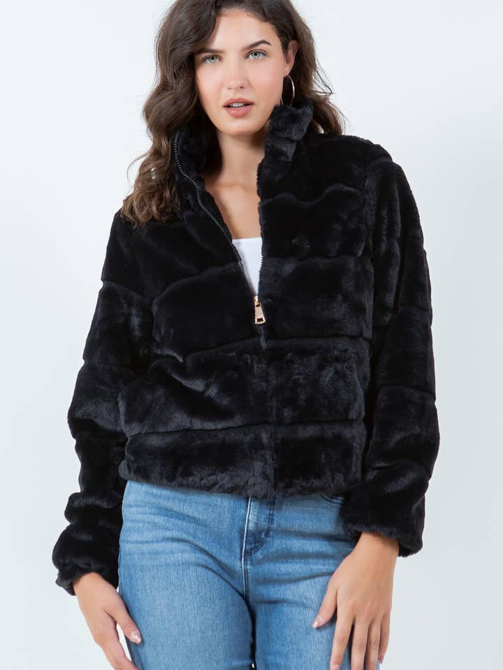 Short Zip Faux Fur Jacket for wholesale by Veracci
