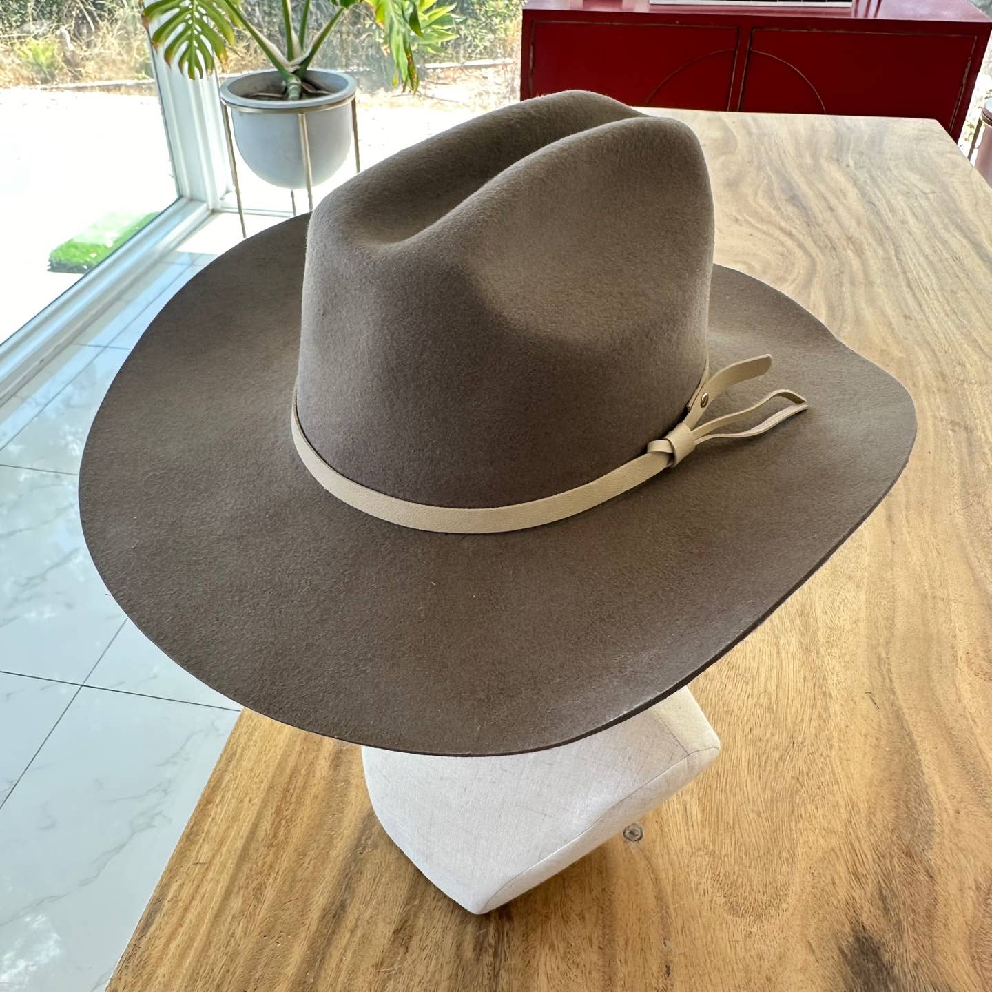 Bella Betty - Wholesale Cowboy Hat - Women's -  Australian Wool Cattleman Cowboy Hat With Leather Belt 6
