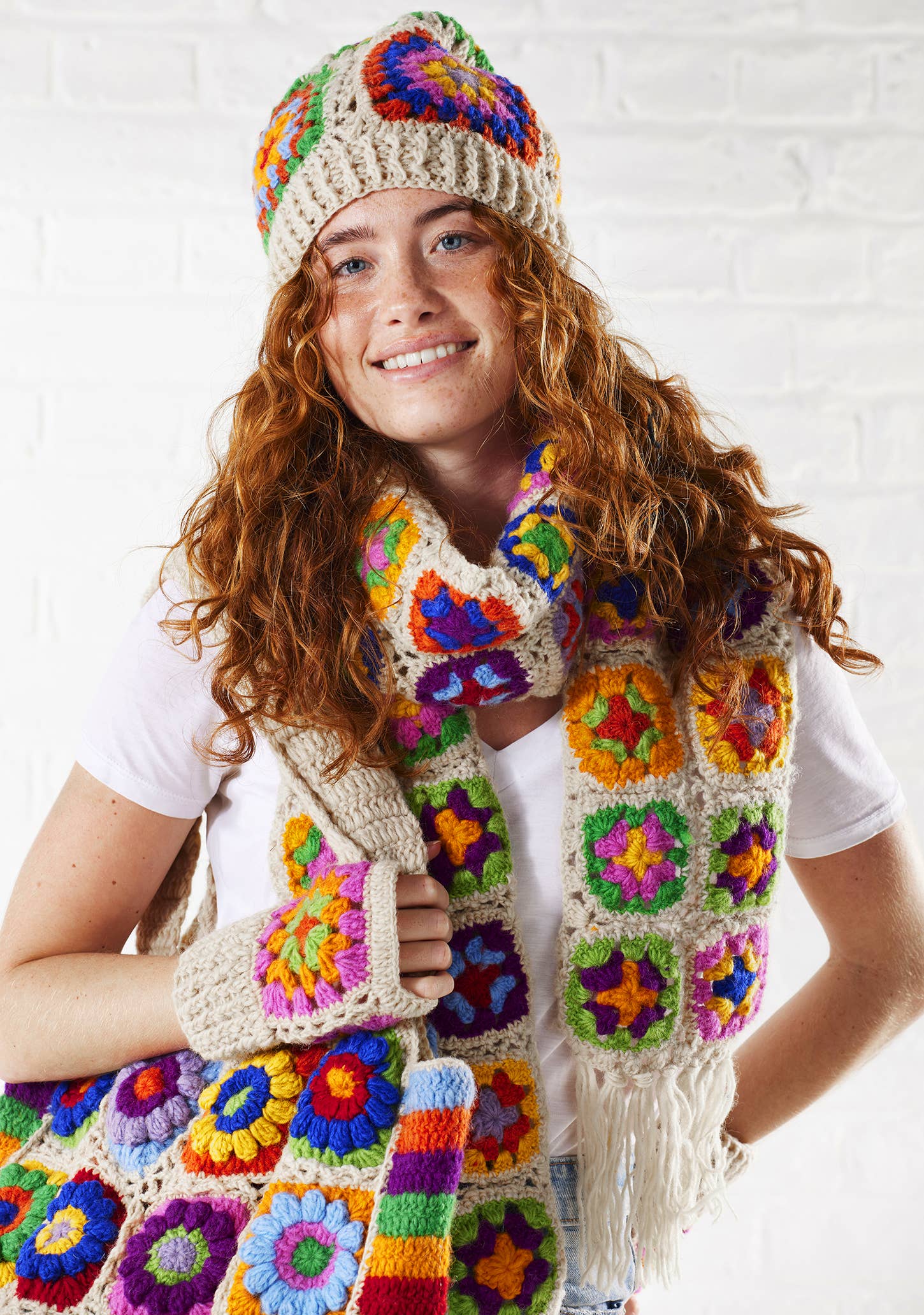 Namaste - Wholesale Sjaal - Dames - Gehaakte regenboog sjaal met granny squares4