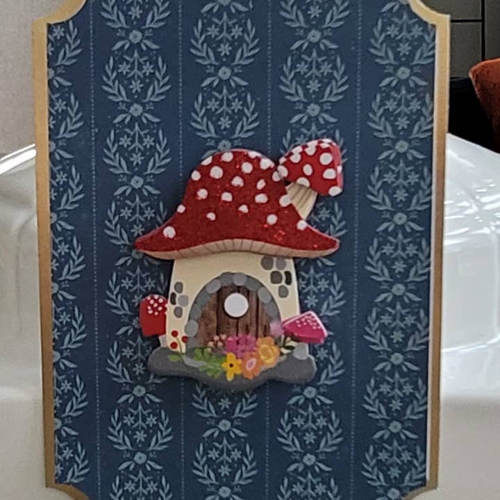 Carnet de notes orné Mushroom Home pour la vente par Notebellish