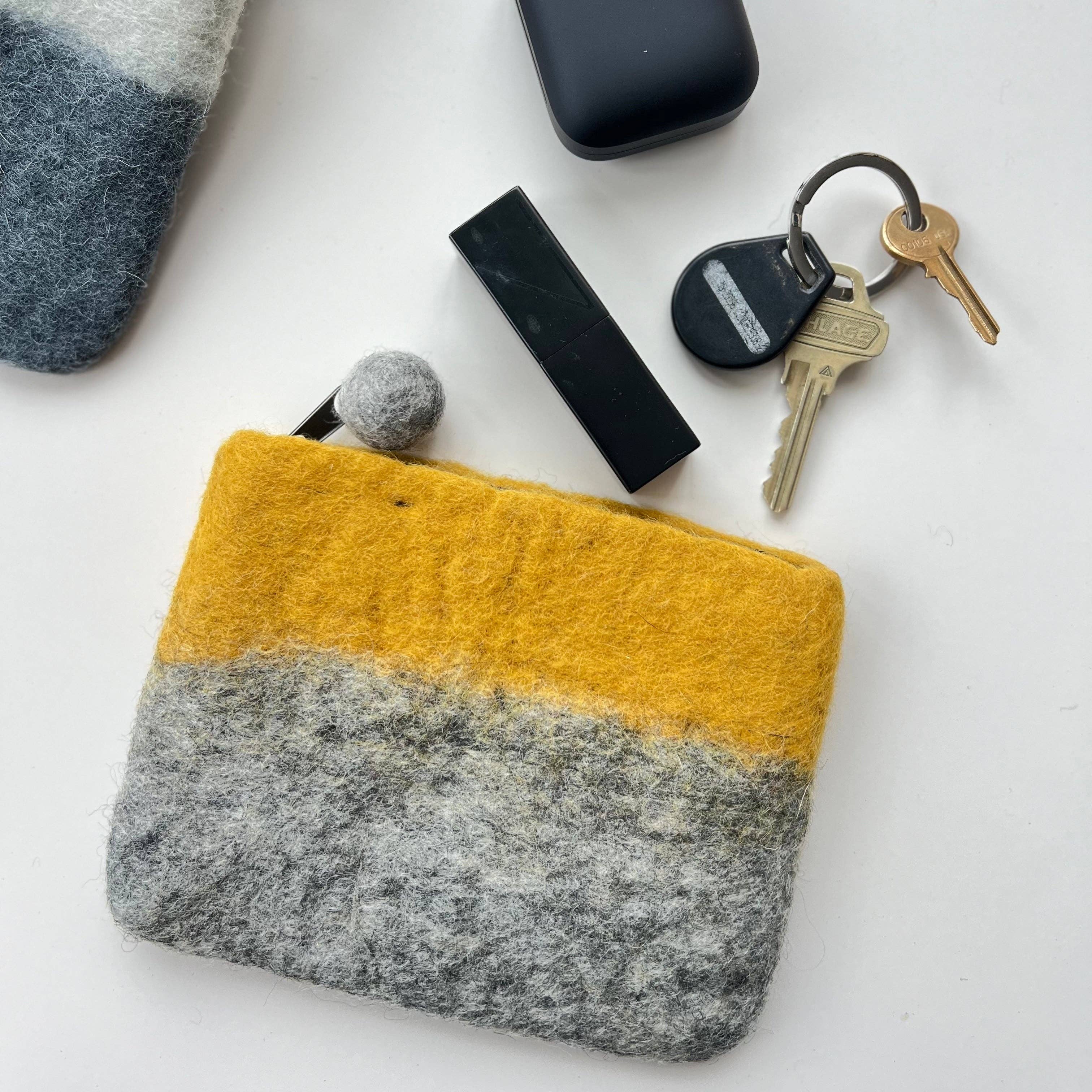 Zora Botanica - Wholesale Coin Purse - Women's - Color Block Wool Felt Coin Purse5