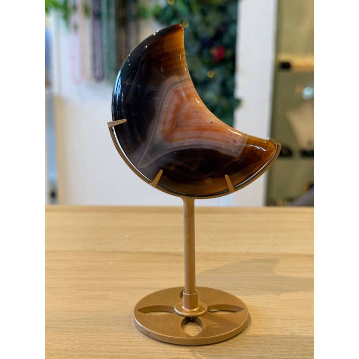 Agaat Maan op Standaard - 190g - 15cm x 8,5cm voor wholesale door Crystal Cove Minerals