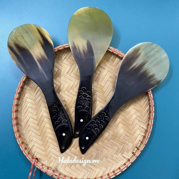 Hala Design - Wholesale Serving utensil - Buffalo Horn Fish Rice Paddle Spoon, Salad Serving