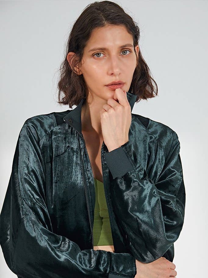 Chaqueta de seda vintage Bat Wing para venta al por mayor de Titika Active