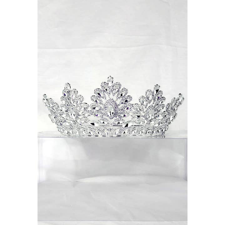 Chicas - Wholesale Tiara - Women's - One Size Fits All Metal Tiara With Rhinestones. HT9374