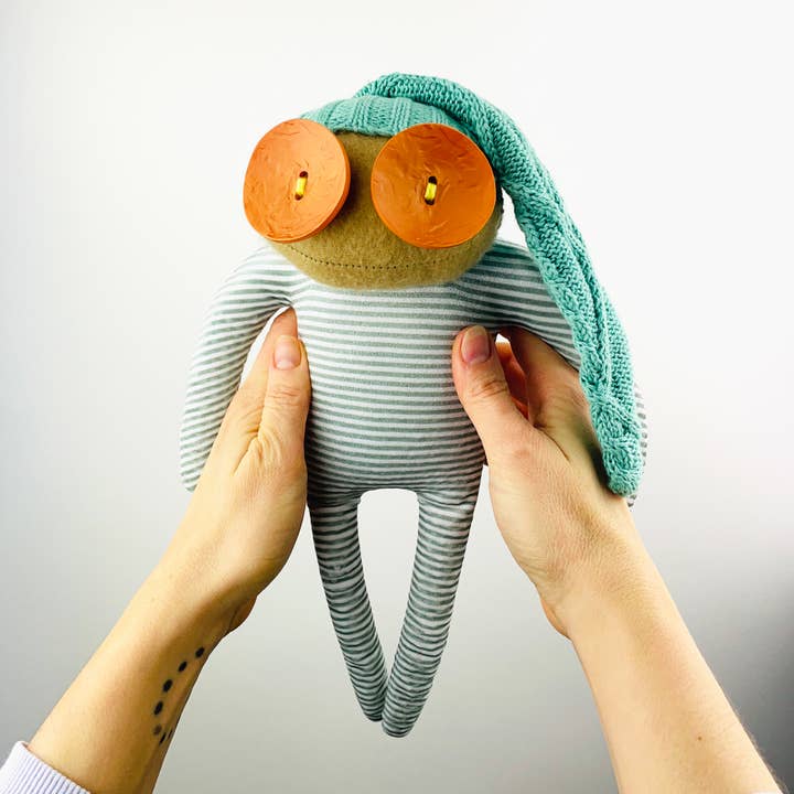 Ruby Ruth Dolls - Wholesale Decorative Tabletop Object - Malcolm, ornamental collectable art doll1