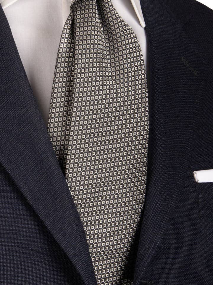 Gravata de Cerimónia de Seda Cinzento Escuro Padrão Cinzento Prata CY6743 por atacado de Graffeo Cravatte