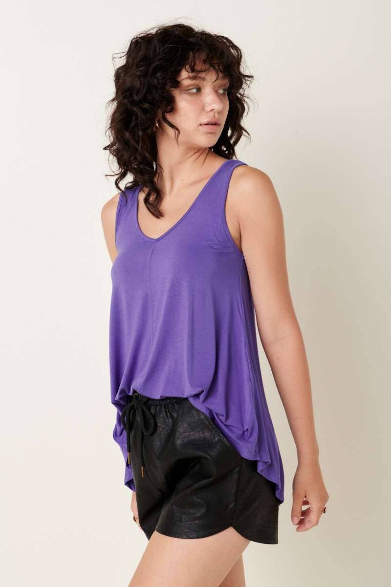 mittoshop - Wholesale Tunic - Women's - BAMBOO FABRIC V-NECK DOLPHIN HEM SLEEVELESS TOP15