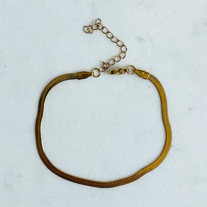 EVERLY | Small Herringbone Chain Bracelet for wholesale by Alexandra Kathlyn Accessories