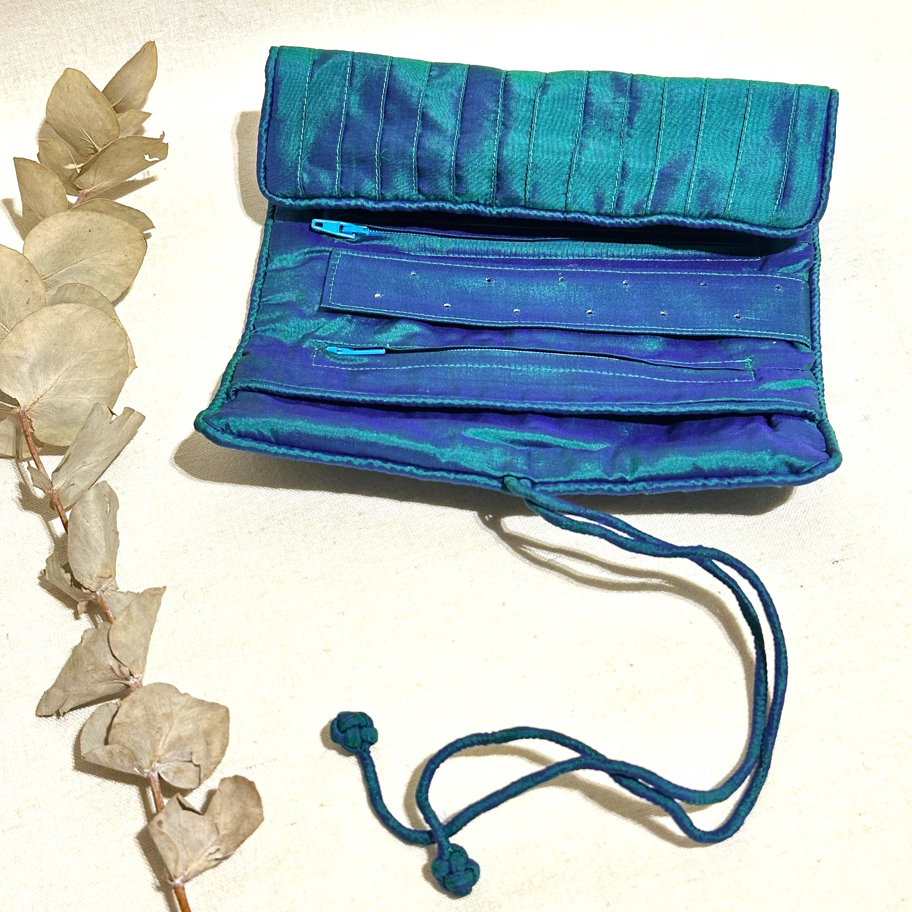 Sophie Silks - Wholesale Jewellery box/organiser - Silk Jewelry Roll1