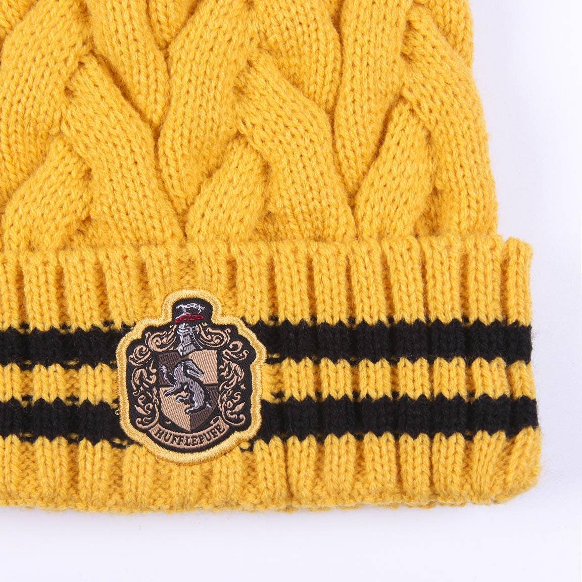 Mastoys, S.L. - Wholesale Beanie - Kids - HARRY POTTER HUFFLEPUFF POMPOM HAT - 22000096602