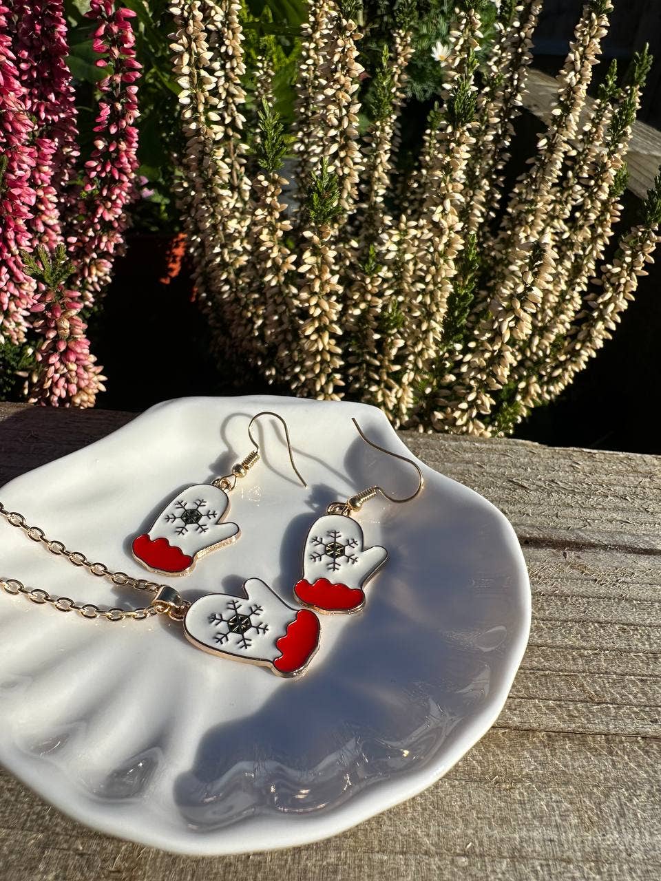 Gemscape UK - Wholesale Jewelry Set - Christmas Jewellery Set - Mittens & Wraith Necklace & Studs12