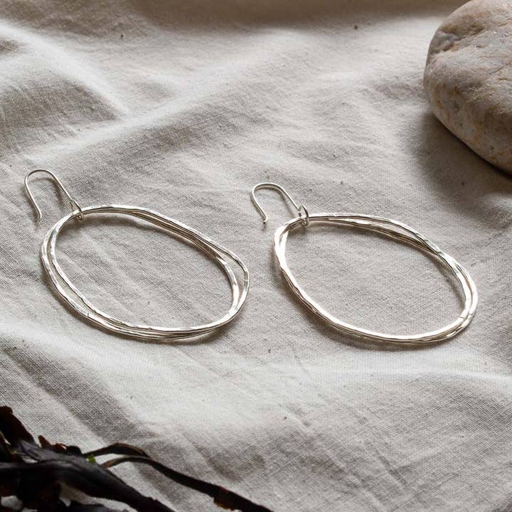 Gestapelde Hoepels Gerecycled Zilver voor wholesale door Kelpi Studio