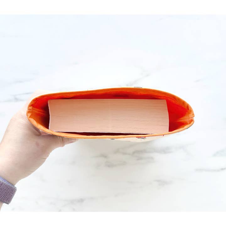 pillowhead designs - Wholesale Book Cover - beach cats - padded book sleeve, book pouch4